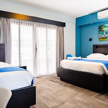 Hotel Luckys San Isidro De El General Екстер'єр фото
